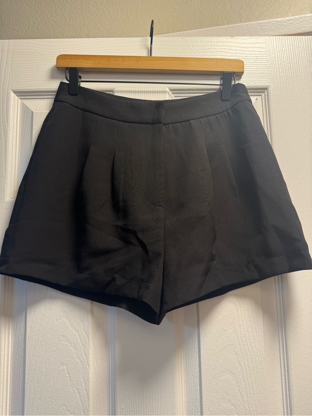Mable High-Waist Black Tailored Women's Shorts